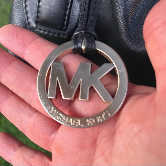 MICHAEL KORS BLACK LEATHER SATCHEL HANDBAG PURSE - Picture 13 of 14